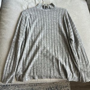 Eri + Ali Grey Ribbed Turtleneck Size Small